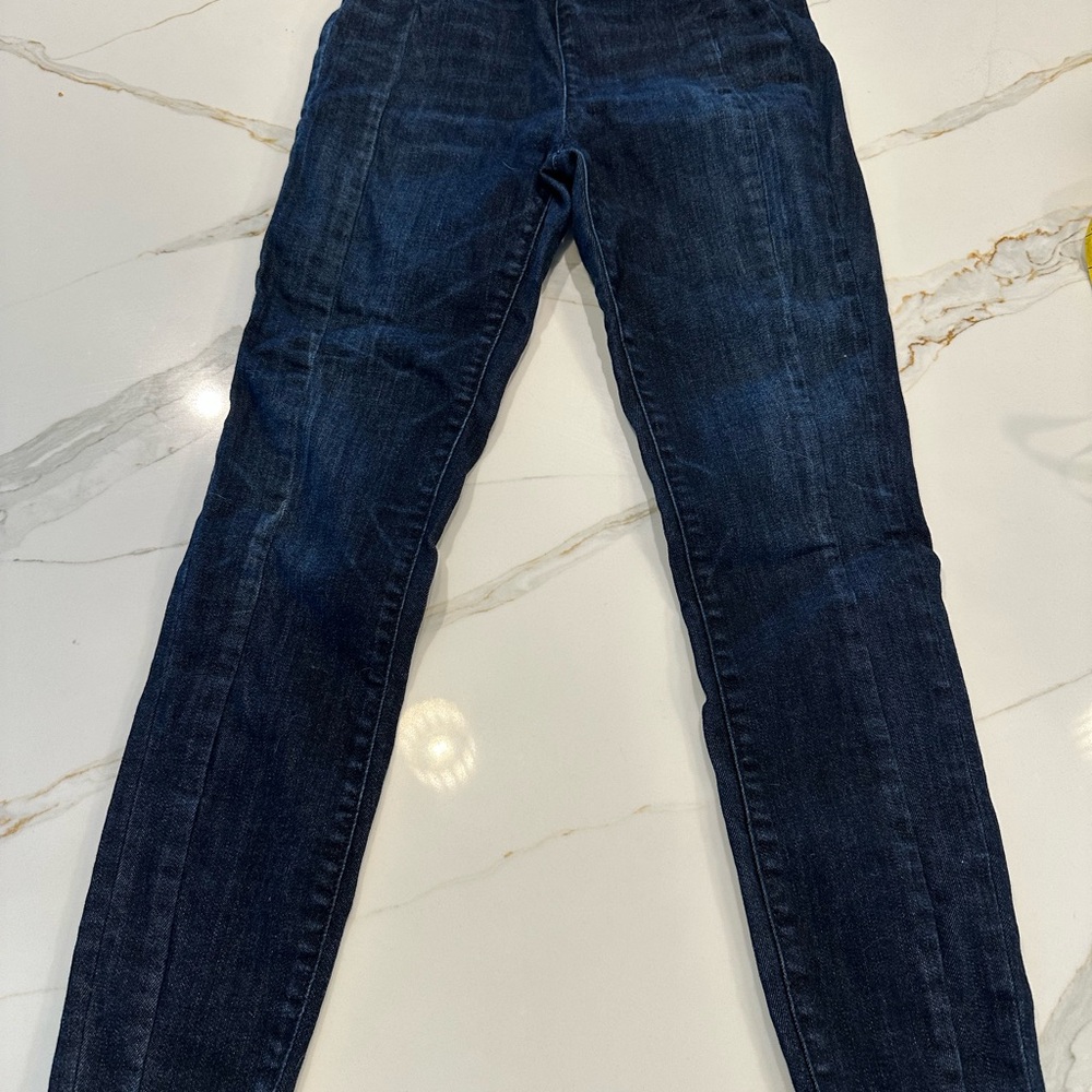 Women's Dark Blue Jeans